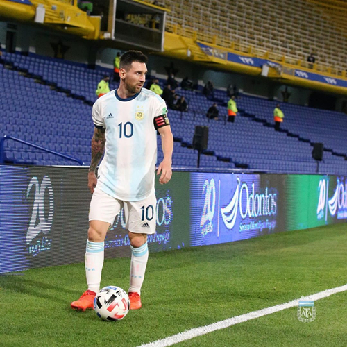هدافين الدوري السعودي ٢٠٢٣-٢٠٢٤من يتصدر قائمة التسجيل؟